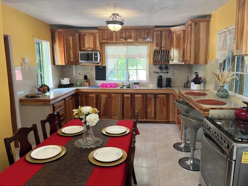 Serenity Suite 2BR King Apt W/AC