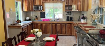 Serenity Suite 2BR King Apt W/AC