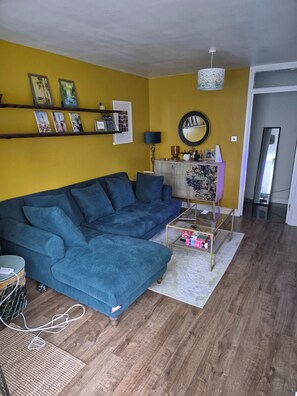 Living area - Quality One Bedroom Flat (London)