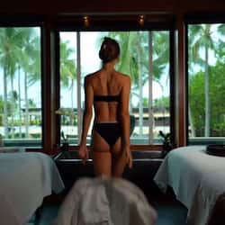 Couples treatment room(s), sauna, hot tub, steam room