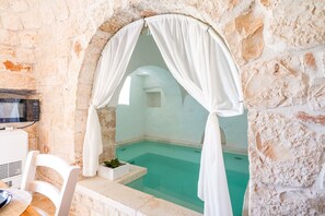 Piscine couverte
