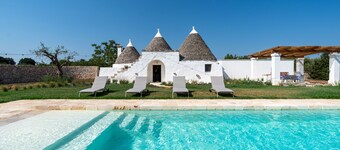 Trulli Salsapariglia by Perle di Puglia