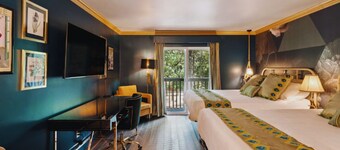 The Fainting Couch Boutique Hotel