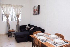 Living room - Relaxing Cancun Pools Soccer & BBQ Area (Cancun)