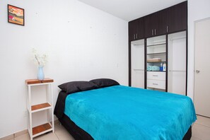 2 bedrooms, iron/ironing board, free WiFi - Relaxing Cancun Pools Soccer & BBQ Area (Cancun)