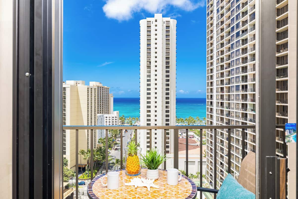 Suite, 1 Bedroom, Balcony, Ocean View (0085) | Terrace/patio