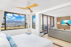 Apartamento luxo, 1 quarto, sacada, vista para a montanha (0155) | 1 quarto, roupas de cama premium, ferros/tábuas de passar roupa