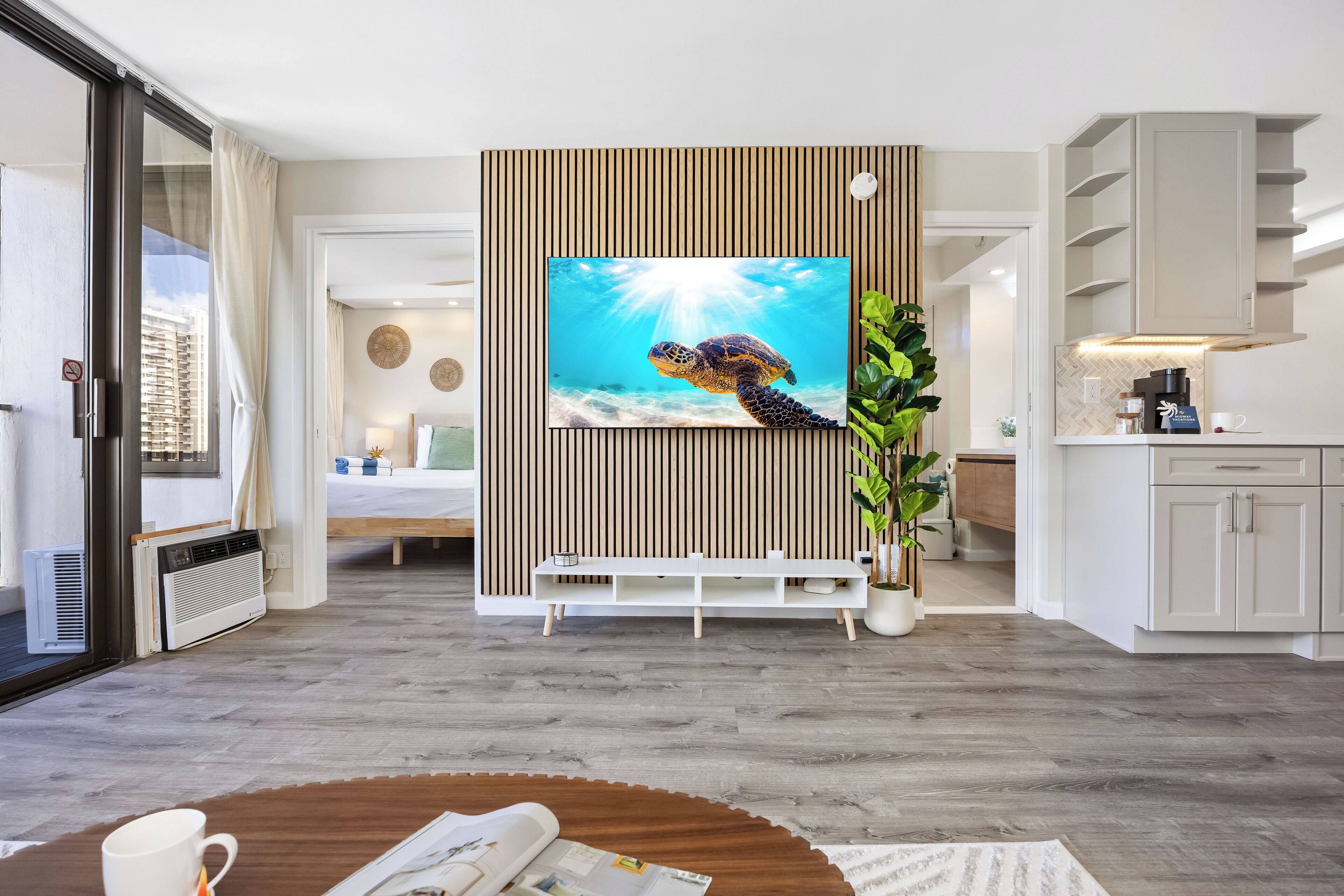 Condo, 1 Bedroom, Mountain View (0052) | Living area