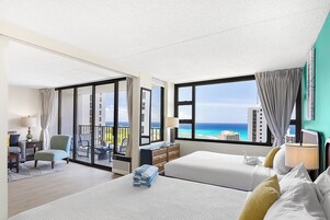 패밀리 스위트, 침실 1개, 에어컨, 바다 전망 (0091) | 1 개의 침실, 다리미/다리미판, 침대 시트