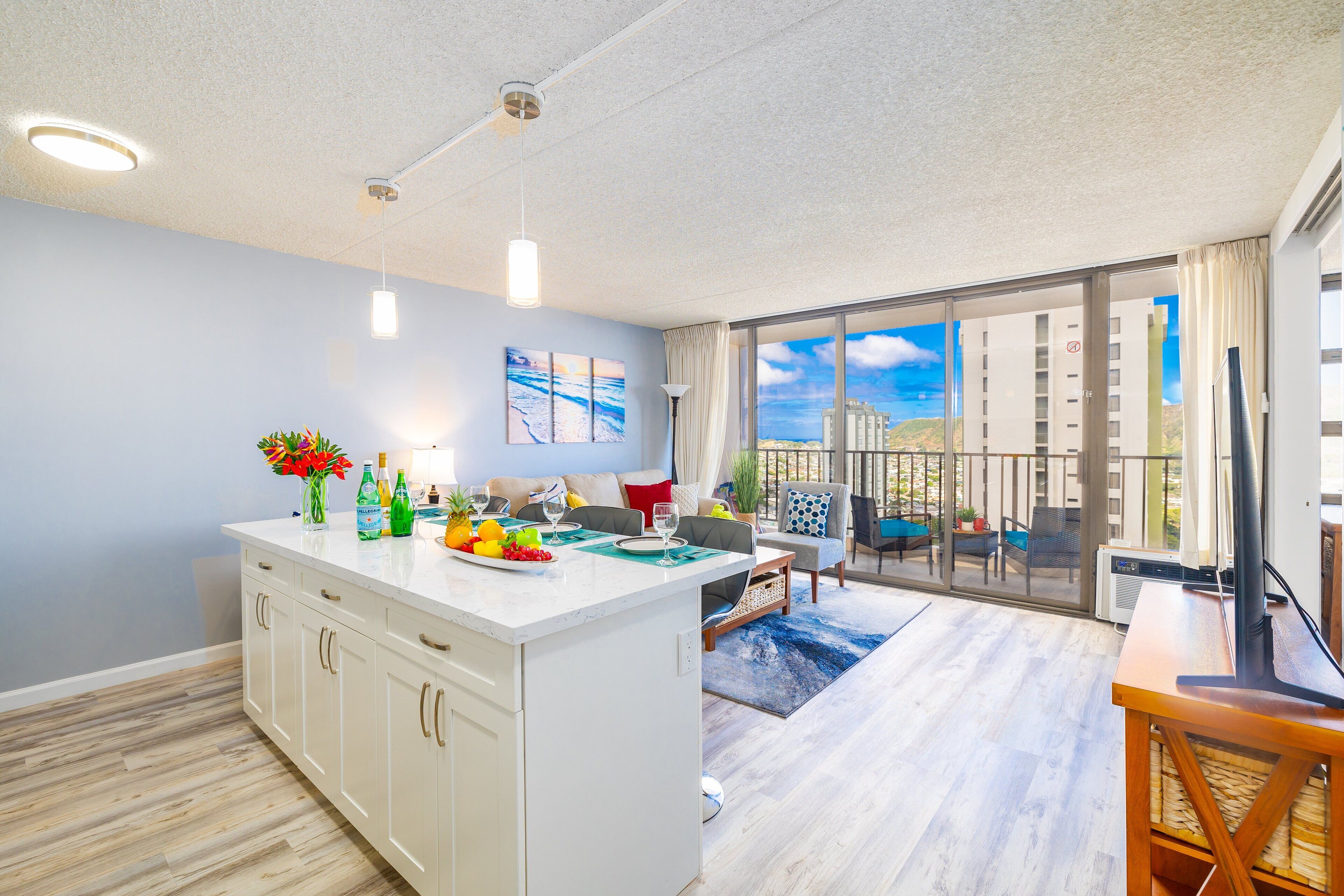 Condo, 1 Bedroom, Balcony, Ocean View (0023) | Living room