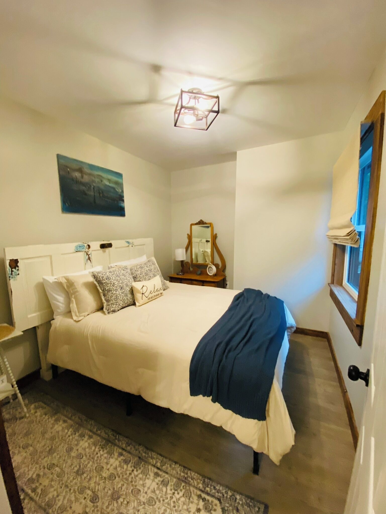 1 bedroom, bed sheets