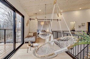 Smart-TV, Kamin, DVD-Player