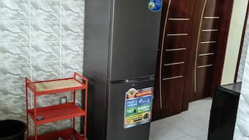 Interni