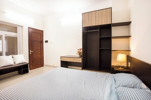 1 bedroom, iron/ironing board, WiFi, bed sheets