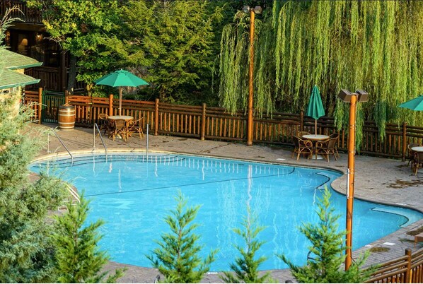Indoor pool, outdoor pool