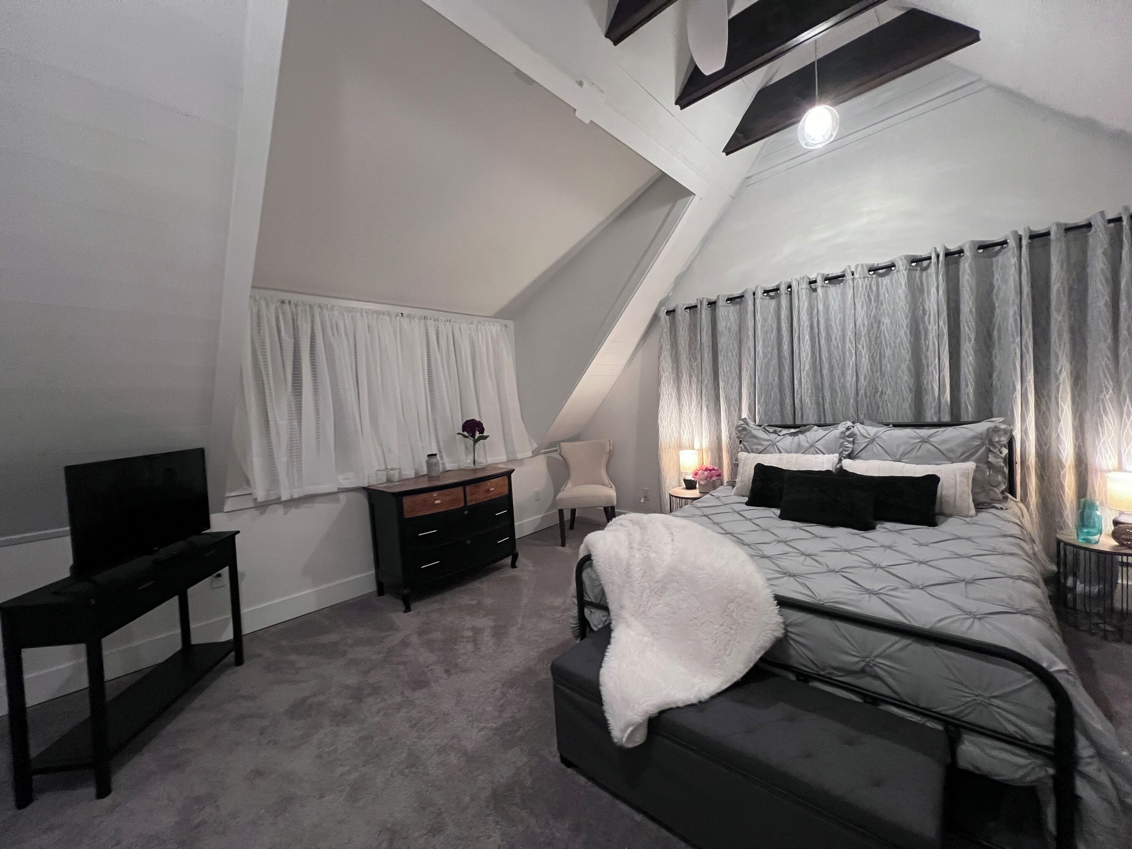 2 chambres, fer et planche à repasser, Wi-Fi gratuit, draps fournis