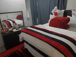 Business Double Room | Free WiFi