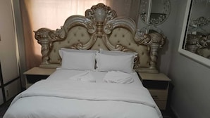 Room - One Love Resort (Mogalakwena)