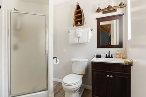 Hair dryer - Blissful Bay Cabin + Block from Boulder Bay (Big Bear Lake)
