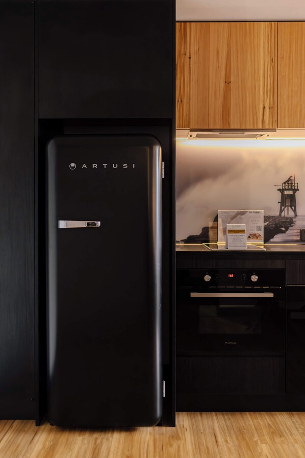 Interior - Deluxe Studio Apartment in CBD (Newcastle)