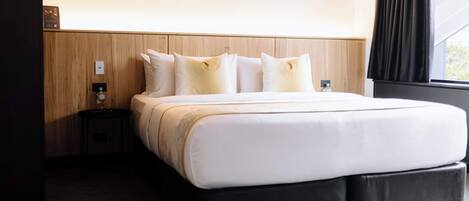 1 chambre, fer et planche à repasser, Wi-Fi gratuit, draps fournis