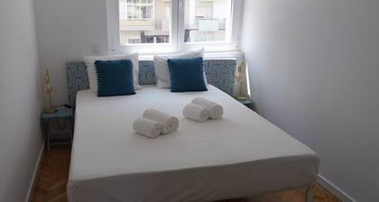 2BDR Flat 5min walk to subway & green park