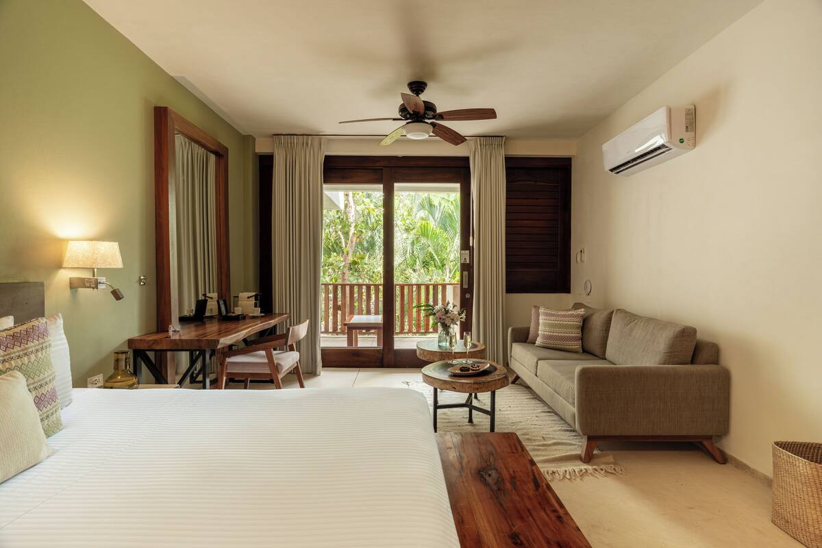 Phòng Junior, quang cảnh vườn | Minibar, két bảo mật tại phòng, truy cập Internet không dây miễn phí