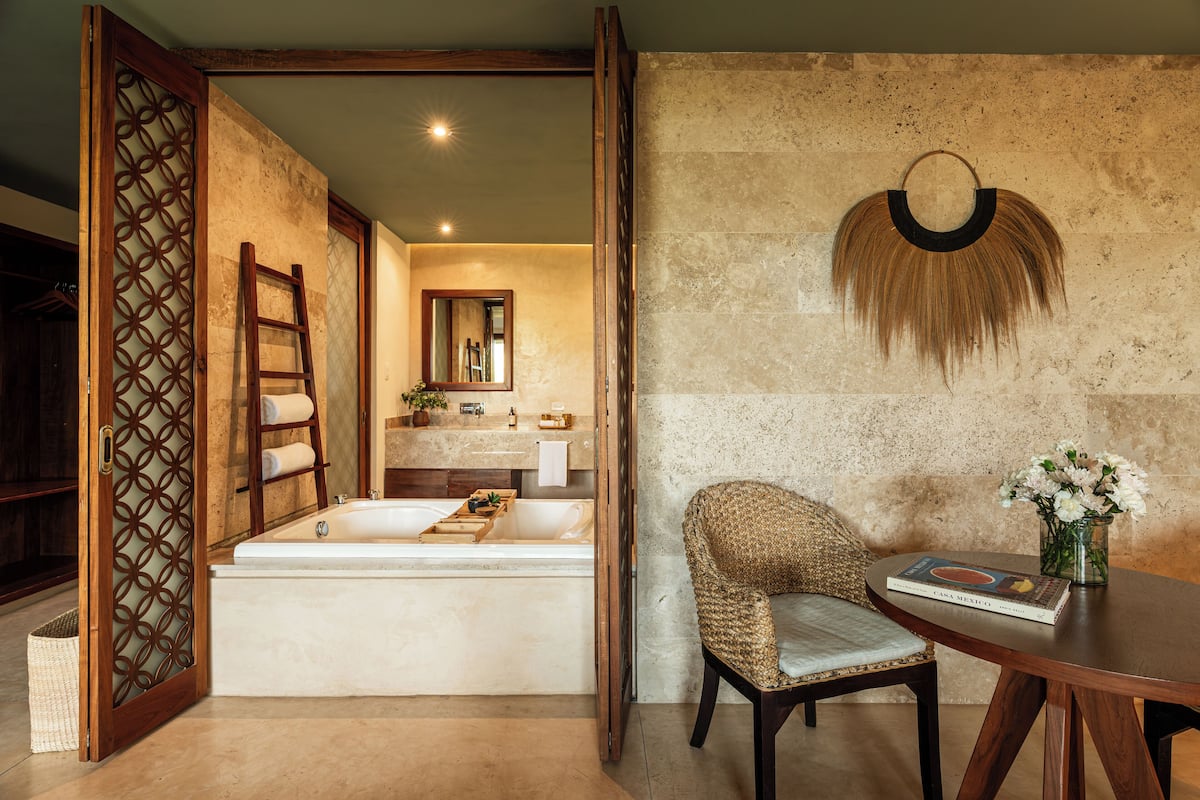 Phòng Superior, ban công, quang cảnh vườn | 3 phòng ngủ, minibar, két bảo mật tại phòng