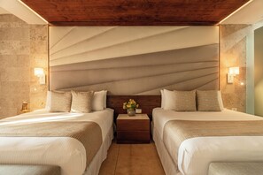 Junior Double Room, Pool View | Minibar, in-room safe, free WiFi, bed sheets - Hotel Villas Caracol (Isla Holbox)