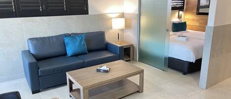 2 slaapkamers, een strijkplank/strijkijzer, gratis wifi, beddengoed