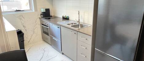 Fridge, microwave, oven, dishwasher