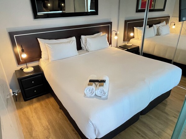 1 chambre, fer et planche à repasser, Wi-Fi gratuit, draps fournis