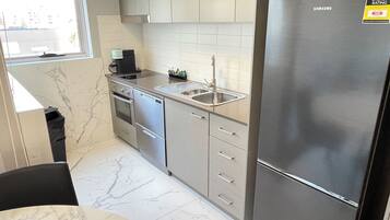 Microwave, oven, dishwasher