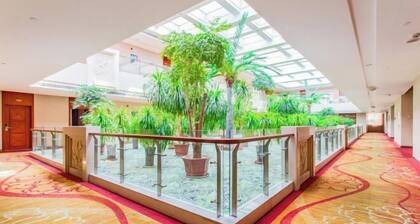 Xintian Hotel