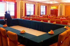 Meeting facility - Xintian Hotel (Fei County)