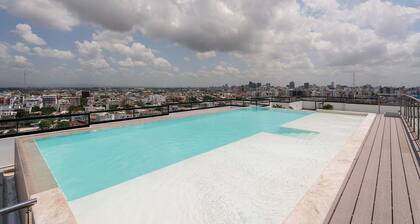 Modern And Safe In City Center W/Pool By YellowKey