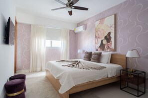 3 bedrooms, iron/ironing board, internet, bed sheets