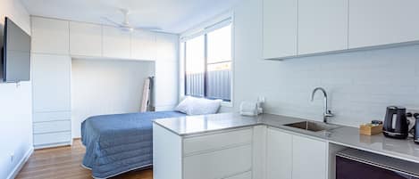 1 bedroom, iron/ironing board, free WiFi, bed sheets