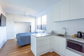 1 bedroom, iron/ironing board, free WiFi, bed sheets - Cozy Studio Apartment (New Lambton)