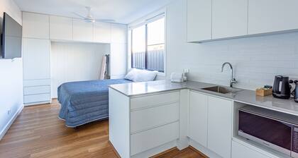 Cozy Studio Apartment