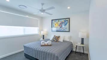 3 bilik tidur, seterika/papan seterika, Wi-fi percuma, cadar katil