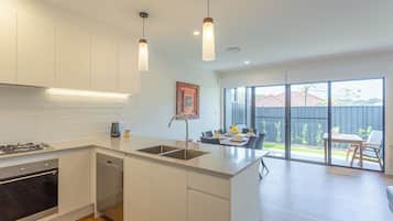 Microwave, oven, dishwasher