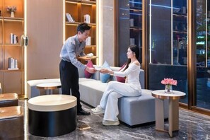 Interior - Lavande Hotel Shenzhen Longgang Dayun Center Jixiang Metro Station (Shenzhen)