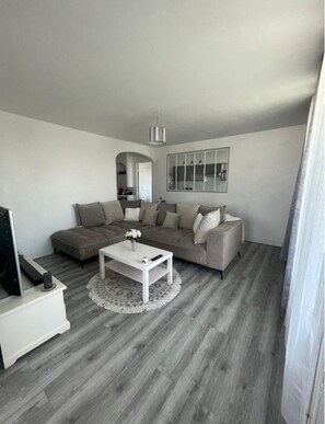 Smart TV - Appartement Proche Aéroport (Marignane)