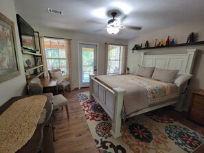 2 bedrooms, free WiFi, bed sheets - Private house 20 minutes from Tyler Bend access on the Buffalo National River.   (Saint Joe)
