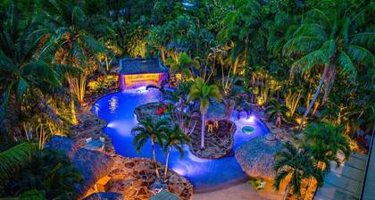 Kon-Tiki Falls: Jupiter`s Exclusive Private Resort!