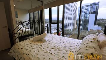 2 quartos, ferros/tábuas de passar roupa, Wi-Fi de cortesia