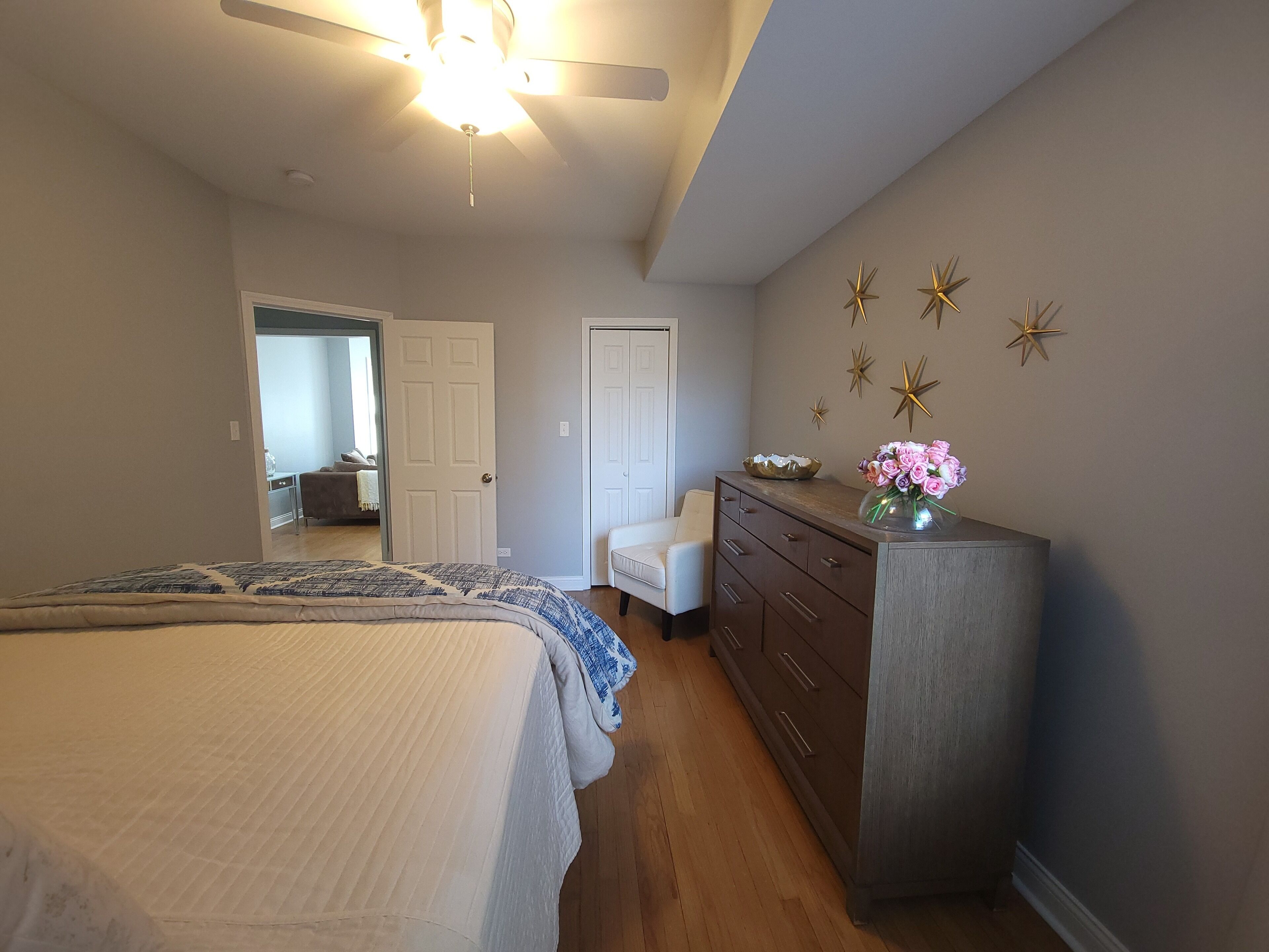 3 chambres, accès au Wi-Fi (inclus), literie fournie