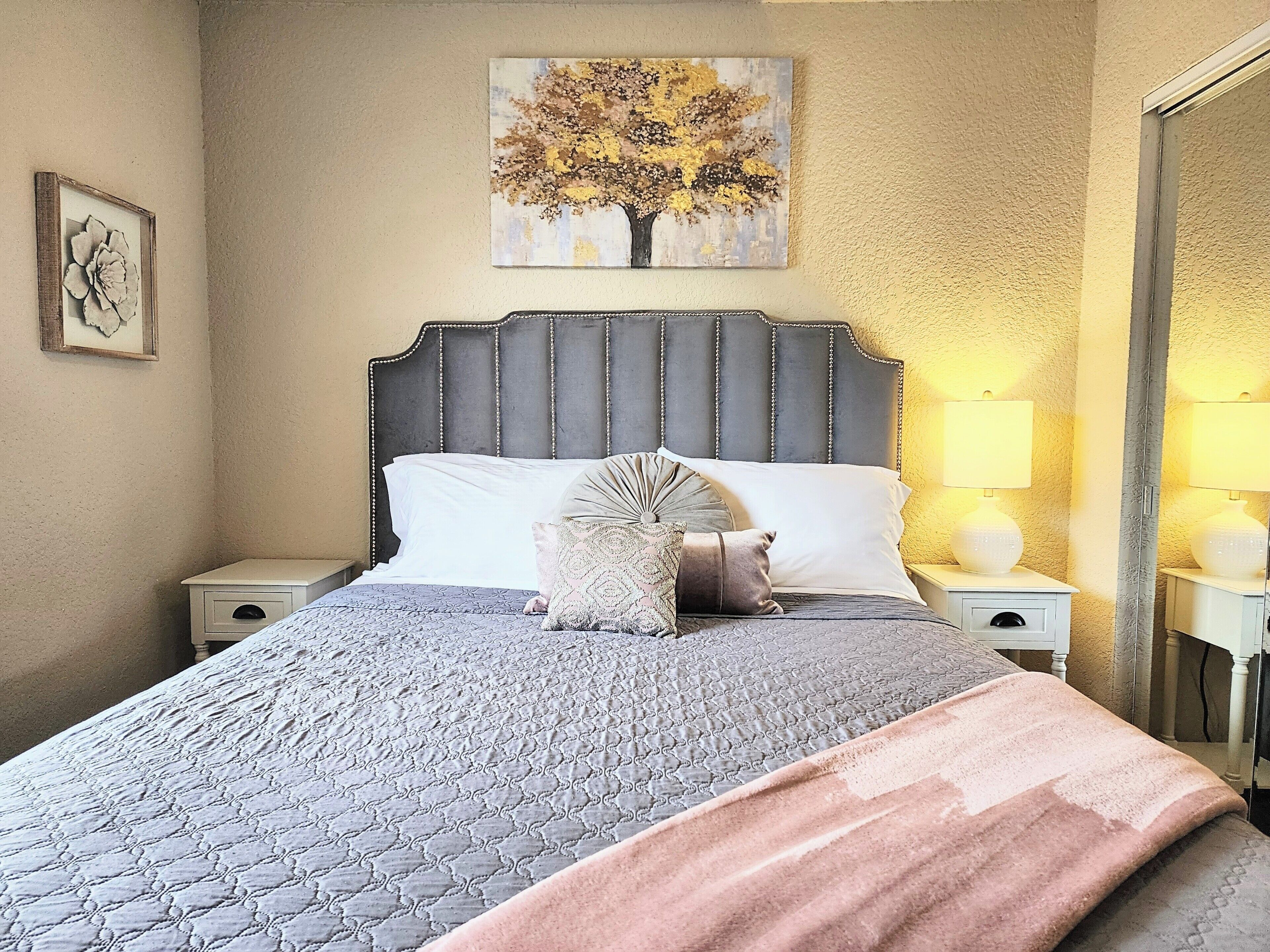 1 habitación, escritorio, tabla de planchar con plancha y wifi gratis 