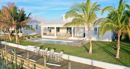 BRAND NEW - Luxurious Oceanfront Escape in Treasure Cay with Pool and Dock!